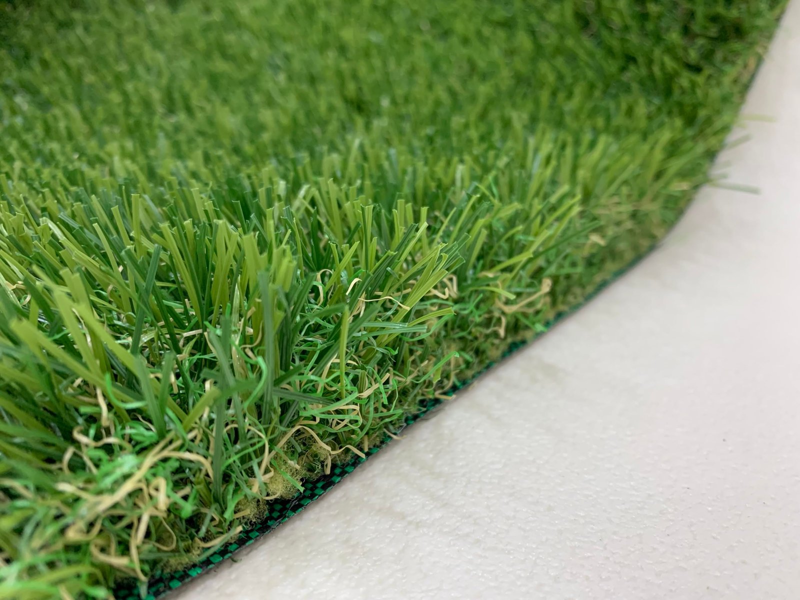 Césped Artificial 1x5 m | 40 mm, Decorativo, Resistente y Fácil de Instalar